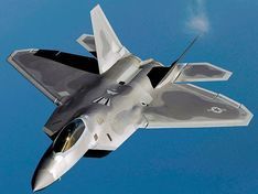 Рядом с авиабазой в штате Флорида разбился истребитель F-22