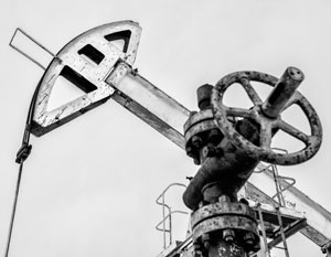 Эксперт оценил последствия падения экспортной цены российской нефти