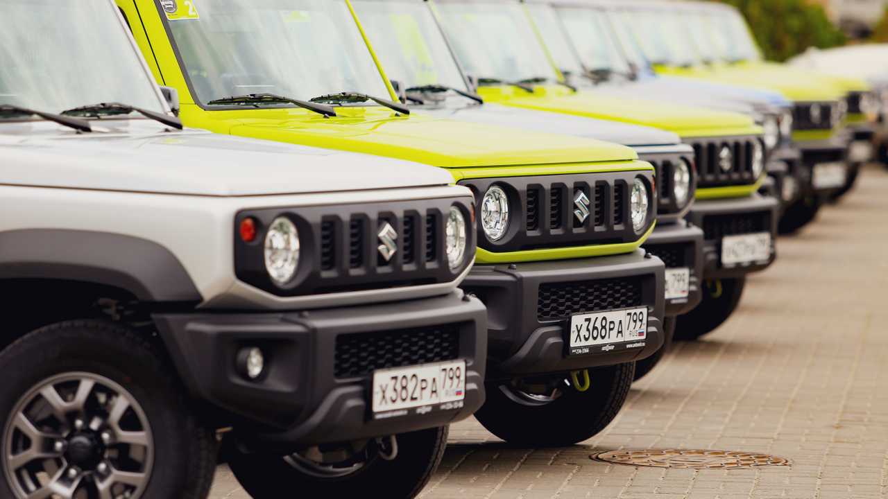 Xiaomi анонсировала игрушечную машинку Suzuki Jimny