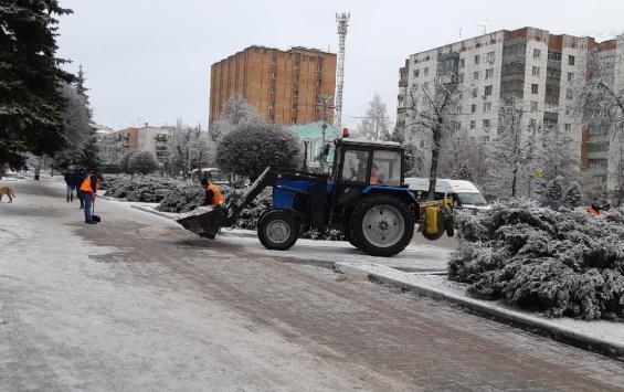 Курянам рассказали, как безопасно кататься на «ватрушках»