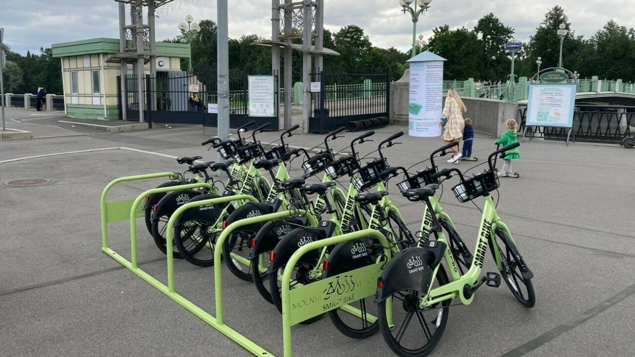 Без 137 млн рублей субсидий: в Петербурге частный велопрокат Smart Bike пришёл на место провального проекта с госпомощью