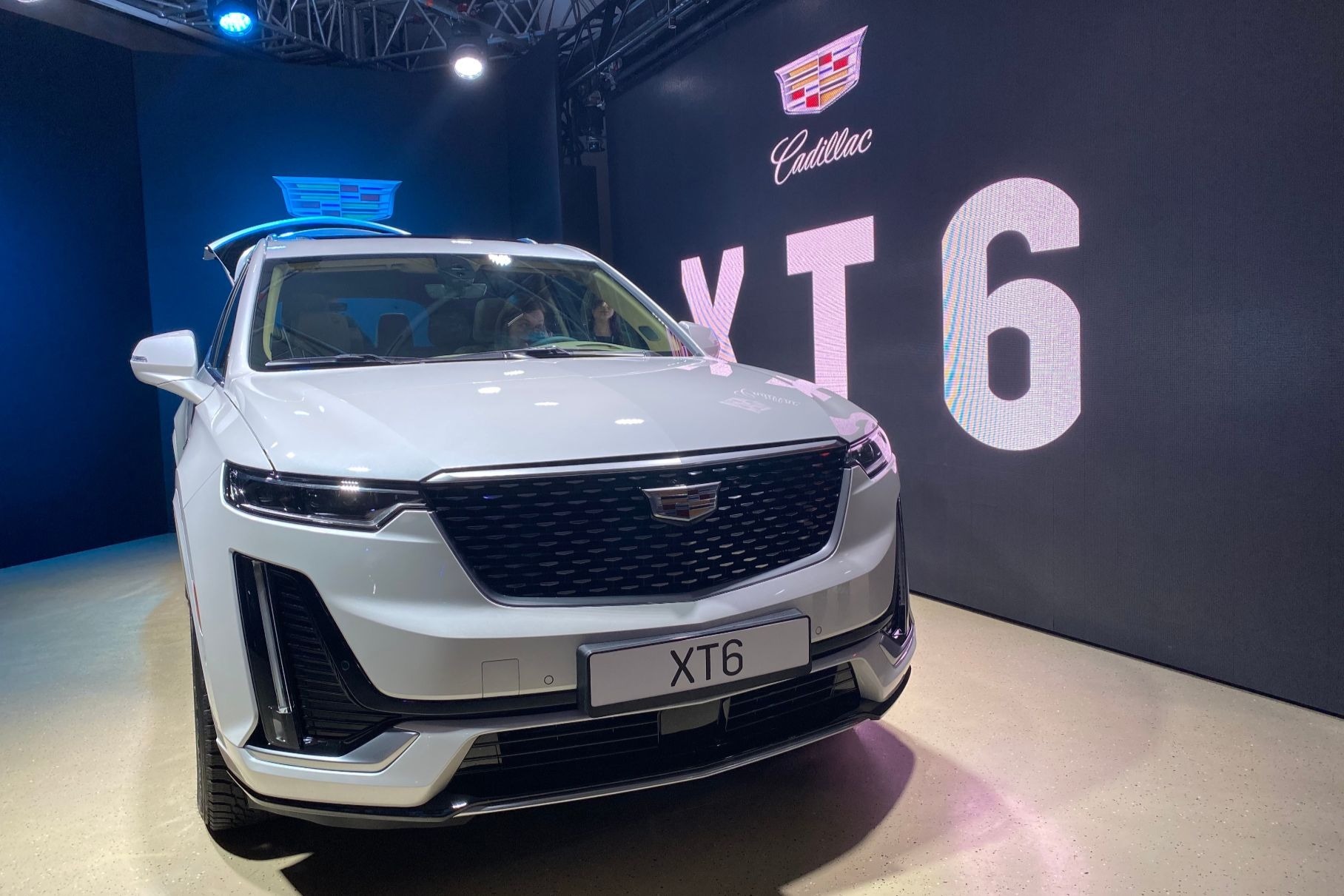 Cadillac вывел на российский рынок две новинки