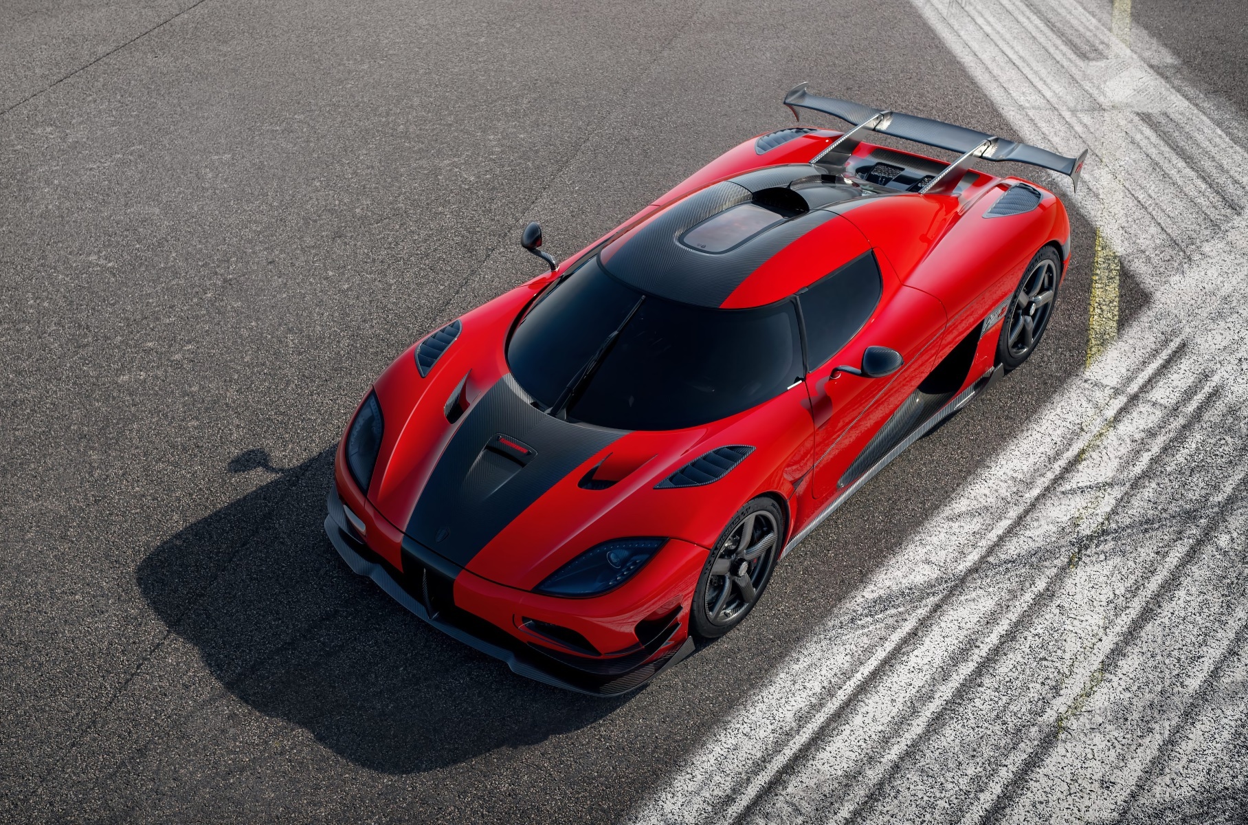 Koenigsegg улучшил гиперкар Agera RS