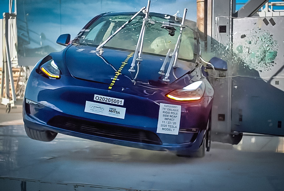 Tesla Model Y получила высший балл в рейтинге безопасности