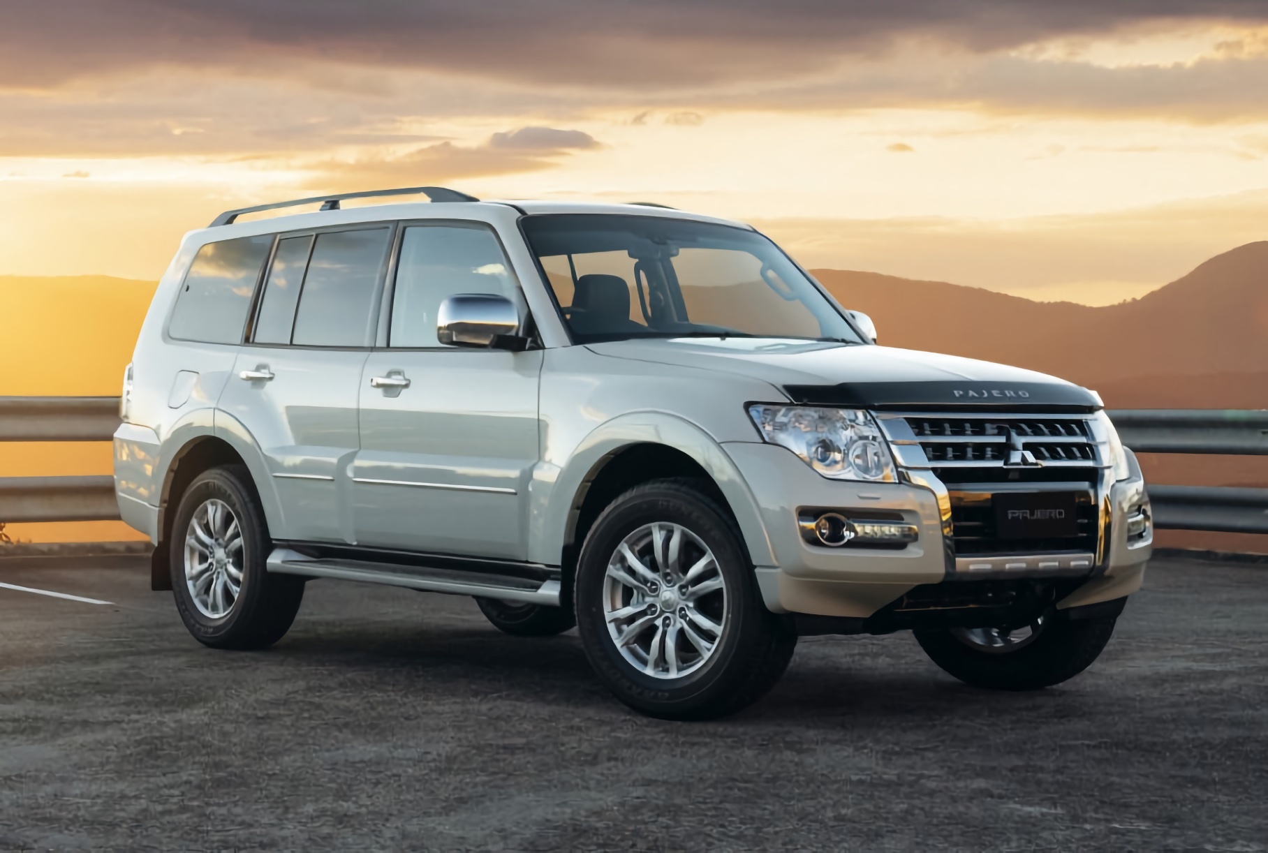 Mitsubishi попрощалась с внедорожником Pajero