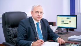 Экс-замглавы алтайского Минстроя отправился в СИЗО