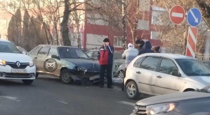 В Октябрьском районе Пензы случилась авария