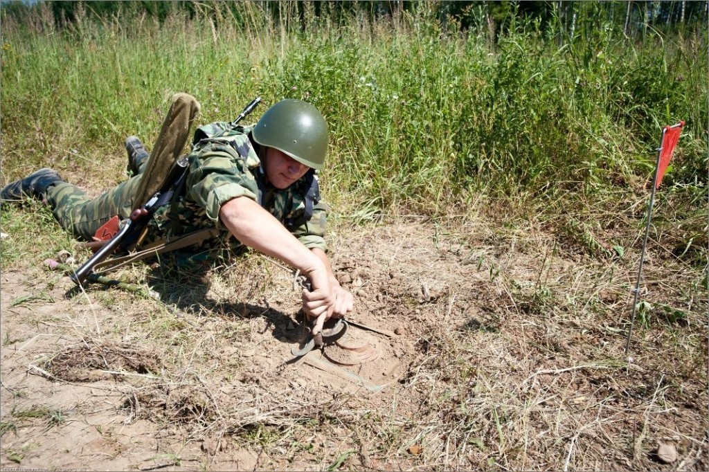 ЗАМИНИРОВАННЫЙ ДОНБАСС