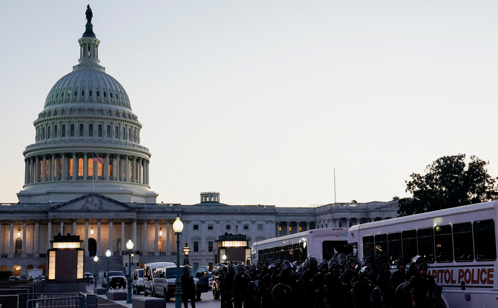 В США увидели риск всплеска насилия против судей после решения об абортах