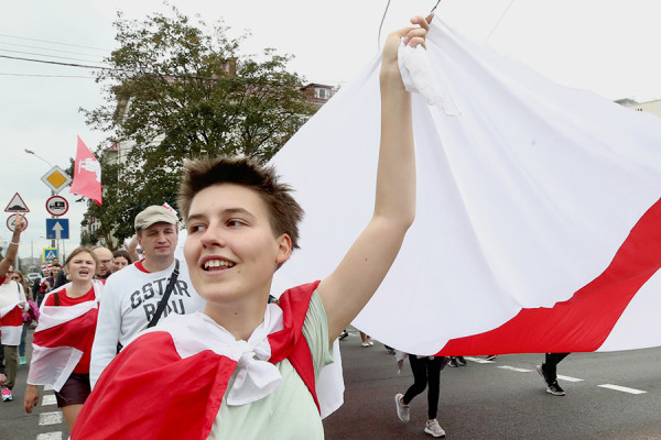 Белорусская оппозиция проводит «Марш единства». Фоторепортаж