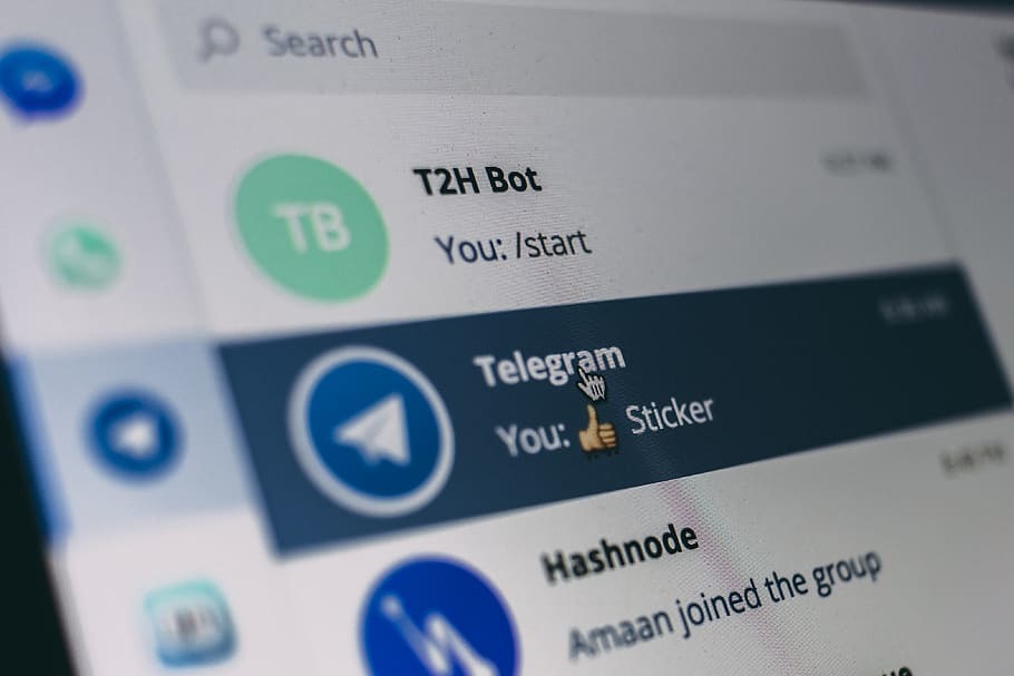 Пираты в Telegram лишили российских книгоиздателей миллиардов рублей