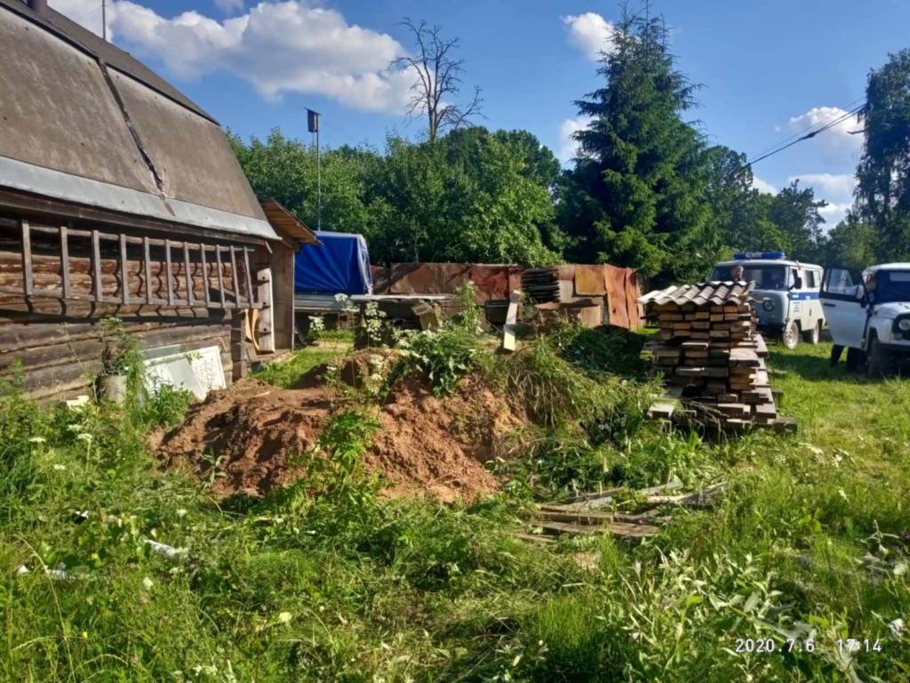 В Смоленской области 10-летний мальчик погиб в цистерне с водой