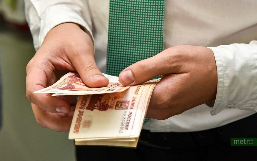 Россиянки, которых перепутали в роддоме, хотят отсудить по 15 млн рублей