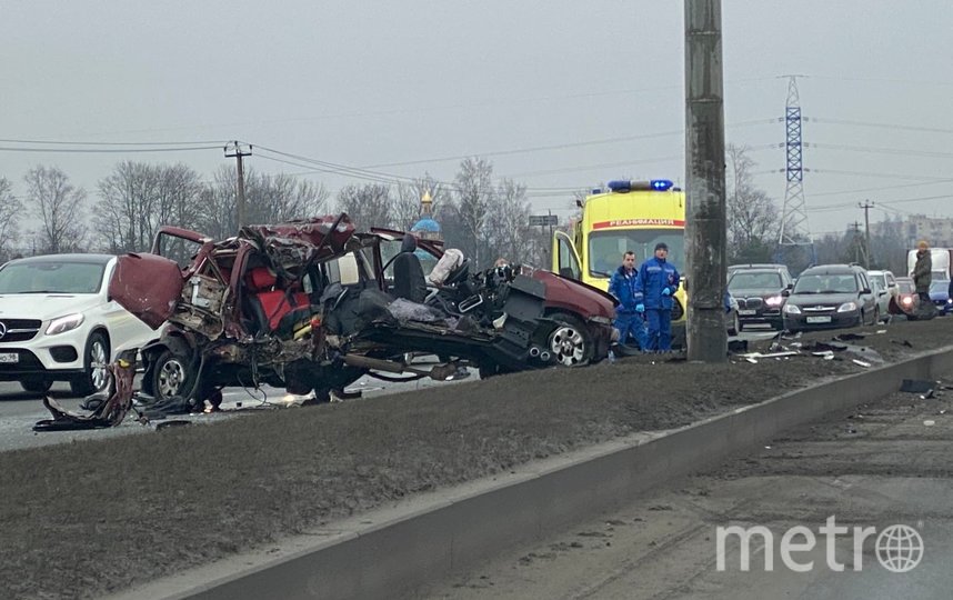 В аварии на Петербургском шоссе травмы получила женщина-водитель