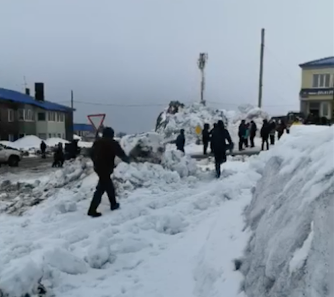 На Камчатке нет жертв и разрушений после землетрясения, на Курилах сохраняется угроза цунами