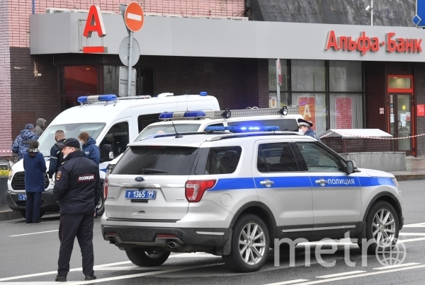 СМИ: Предполагаемый захватчик отделения банка в Москве задолжал порядка двух миллионов рублей