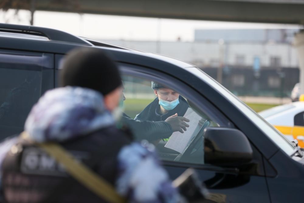 'Рабочие места' недорого. В Москве организации начали торговать пропусками на передвижение