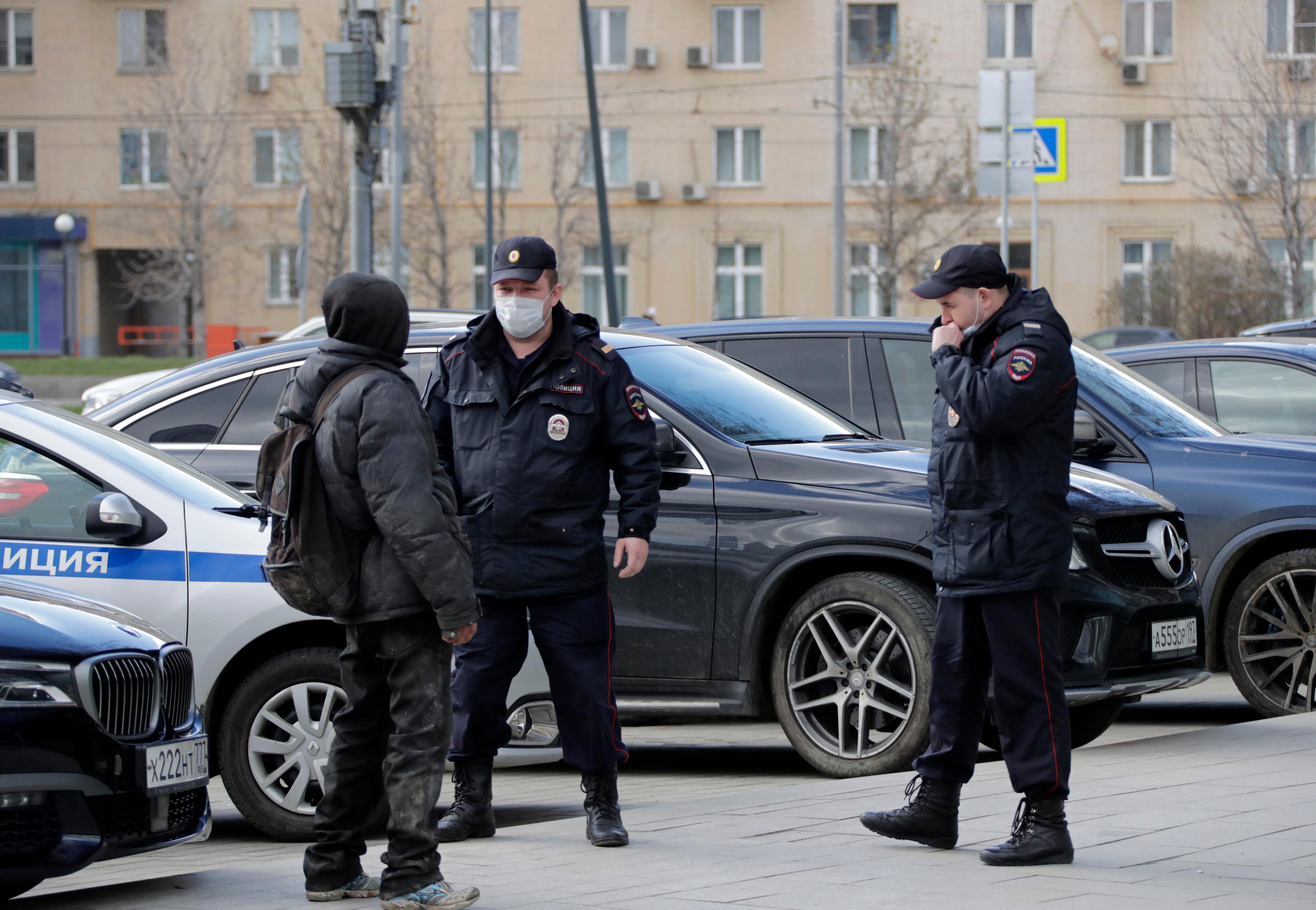 Законопроект о наделении полиции правом вскрывать автомобили внесли в Госдуму