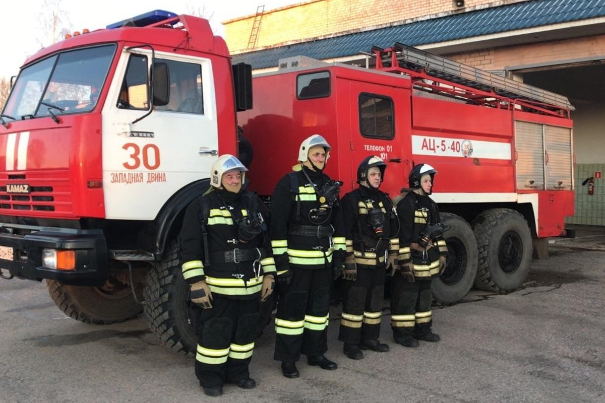 Жителя Западной Двины спасли из горящей квартиры