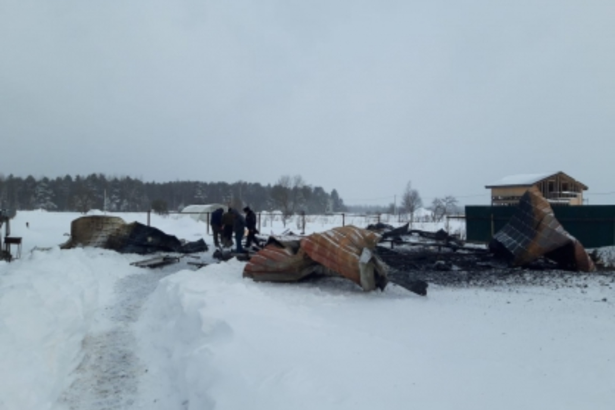 В Тверской области загорелся жилой дом, погибла пенсионерка