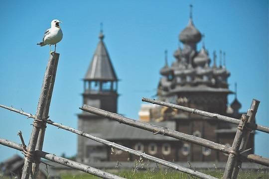 Путешествовать по России выгодно только иностранцам