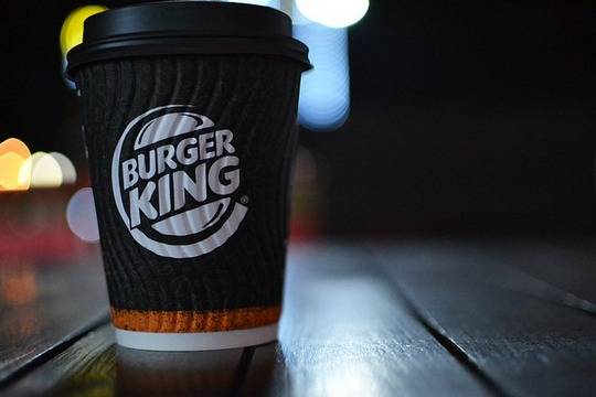 Владелец Burger King объяснил невозможность приостановить работу в России