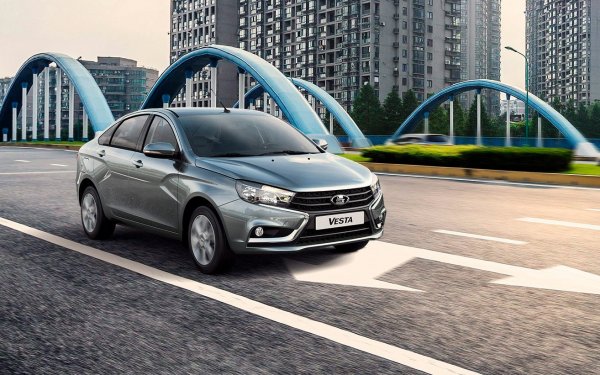 «АвтоВАЗ» опять «косячит»: LADA Vesta CNG 2 года спустя – только в такси и катать