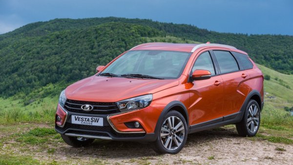 Толком не начали, но уже задымились: LADA Vesta SW Cross с CVT – испытание бездорожьем провалено