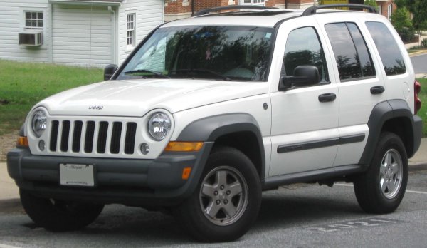 «Шнива» по-американски: Внедорожник Jeep Liberty – запах свободы и больших денег