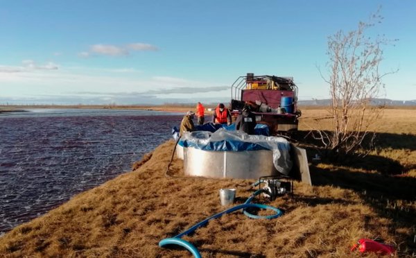 Против главы Норильска возбудили дело из-за утечки 21 000 кубов топлива