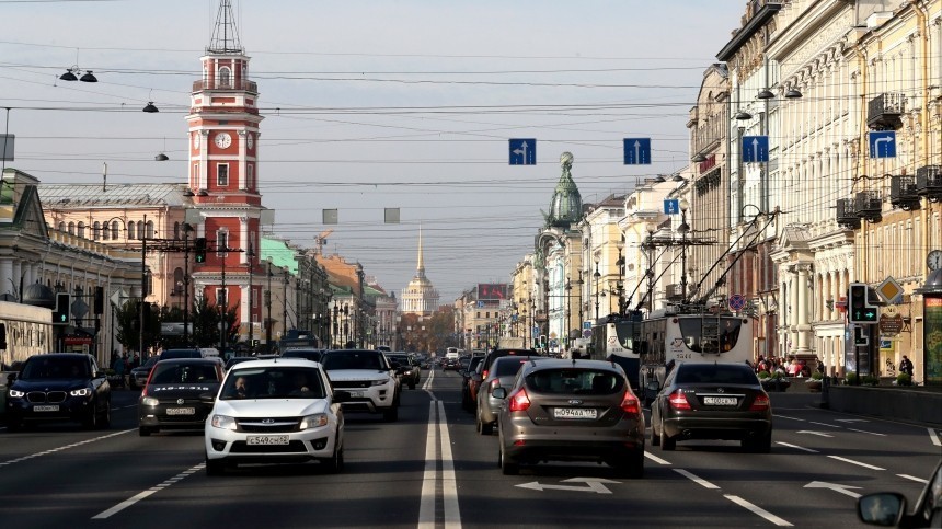 Тут вам не Париж: в Петербурге хотят ограничить скорость движения в центре города