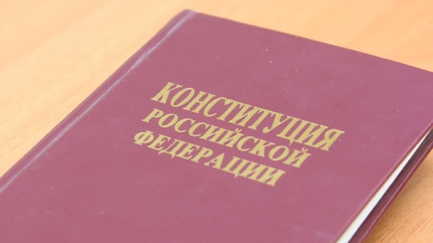 Песков назвал «информационной диверсией» распространение фейков о поправках к Конституции