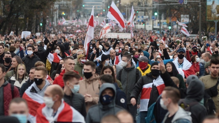 Более ста человек задержаны в ходе протестов в Минске —видео