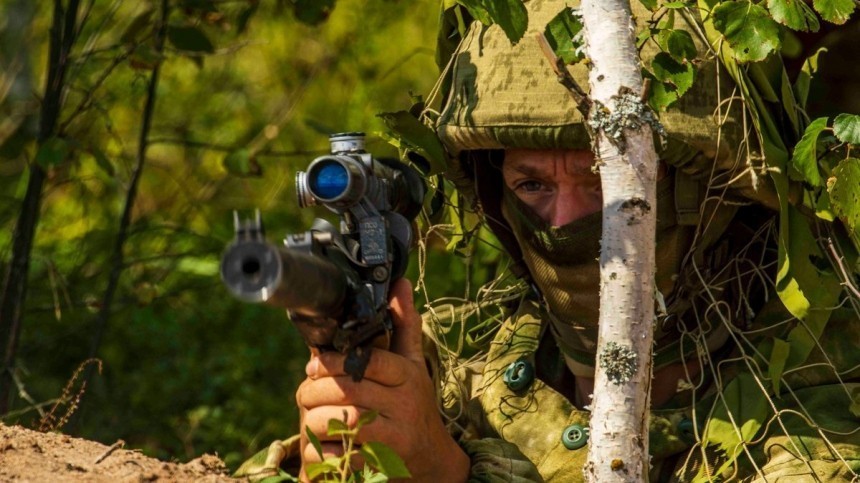 Бесшумно и эффективно: появилось видео работы российских снайперов на Украине