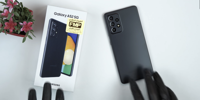 Samsung Galaxy A52 появился на видео за неделю до анонса