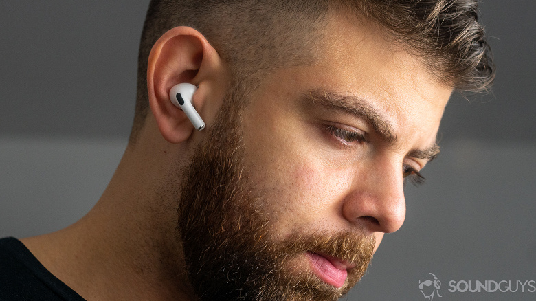 Поддельные AirPods оказались опасными для здоровья