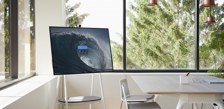 Microsoft отказалась от выпуска процессорных картриджей для Surface Hub 2S