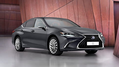 Lexus показал обновленный седан ES