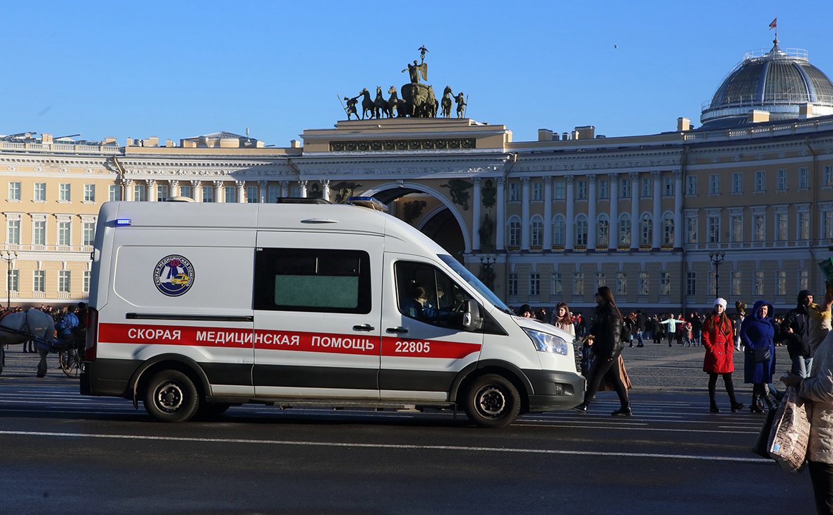 Количество заразившихся коронавирусом в Петербурге продолжает бить рекорды