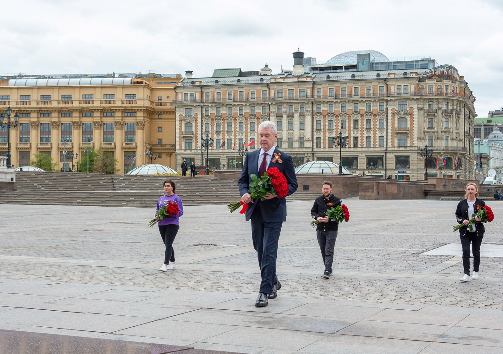 В Москве прошла акция «Цветы Победы»