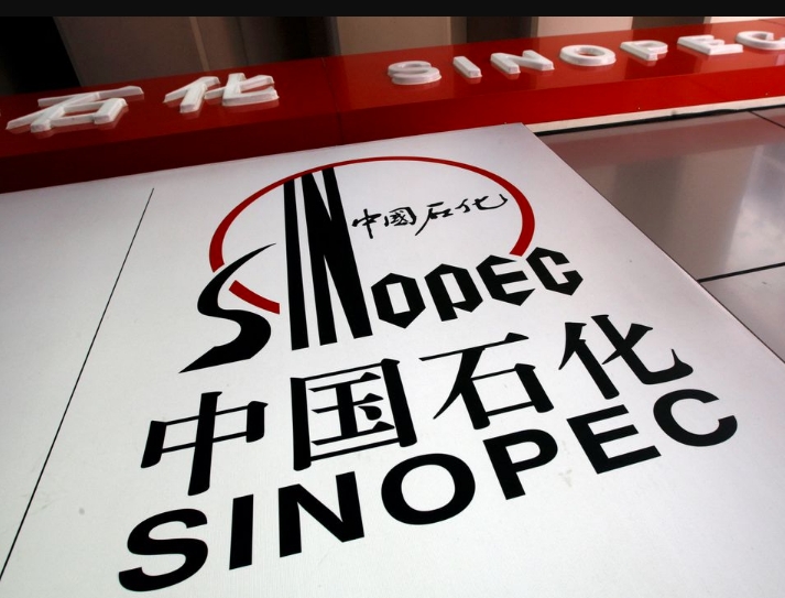 Китайская Sinopec приостанавливает проекты в России, ...