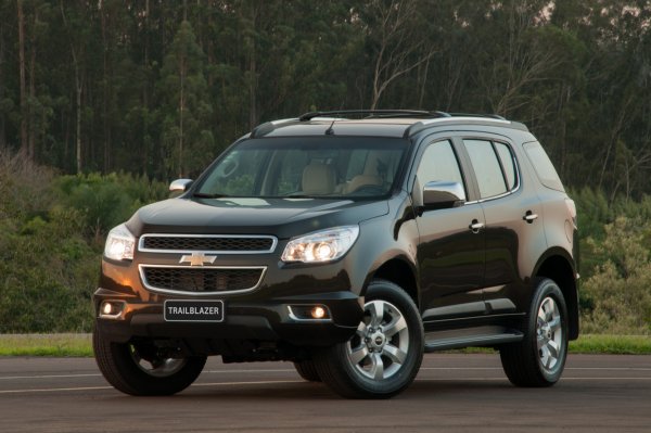 Между УАЗ «Патриот» и «Прадо»: Чего ждать от Chevrolet TrailBlazer 2 c пробегом