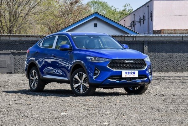 Новенький «китаец» против бывалого «корейца»: В сети сравнили Haval F7x и Hyundai Tucson