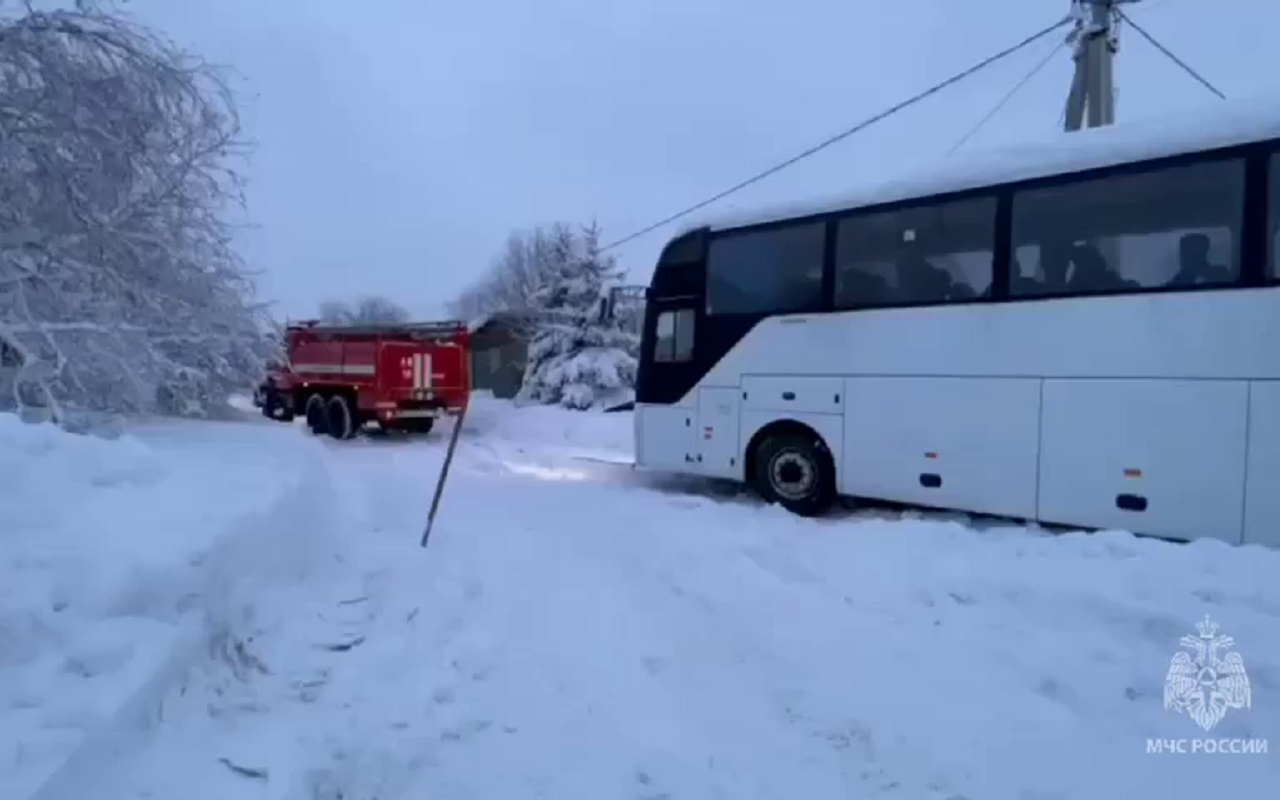 На дорогах начинается «зимний ад» (видео)