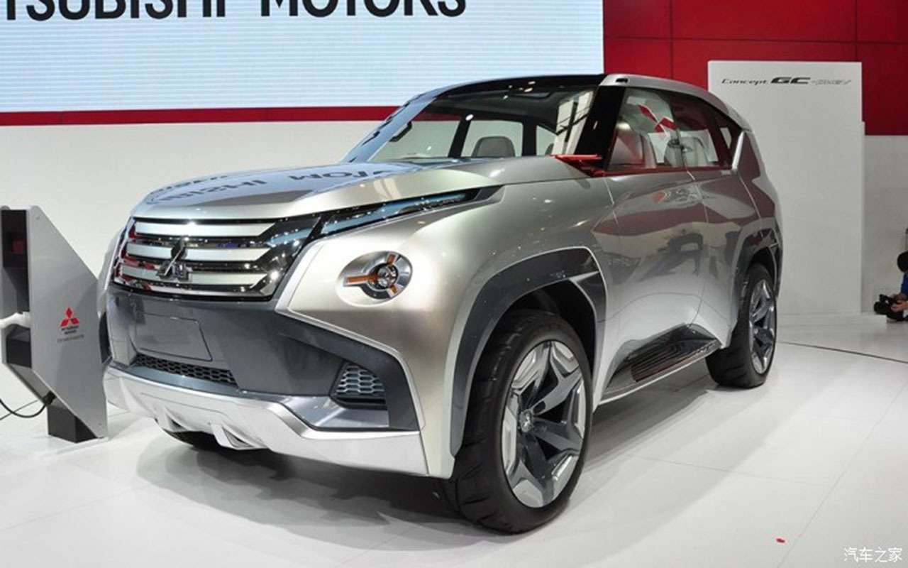 Новый Mitsubishi Pajero: еще минимум полтора года