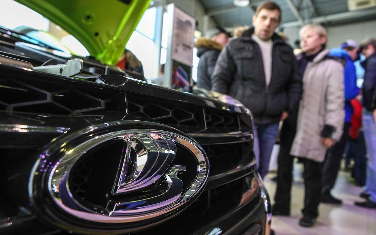 Покупатели Lada смогут отказаться от новых «допов»