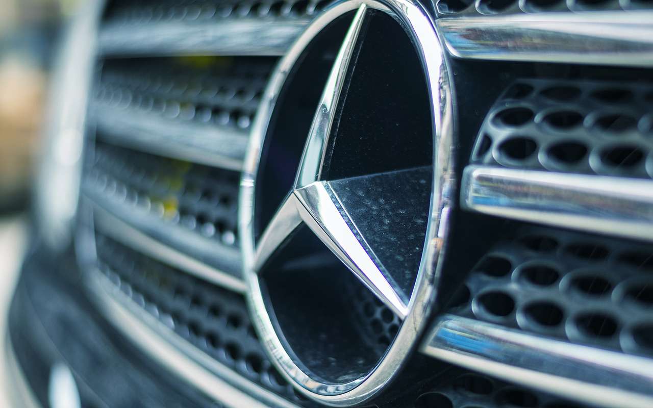 Отзыв пикапов Mercedes: вкралась «очепятка»