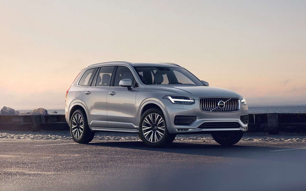 Volvo XC90 подорожал на 100 тыс. рублей, а оснащения добавили на 200 тысяч