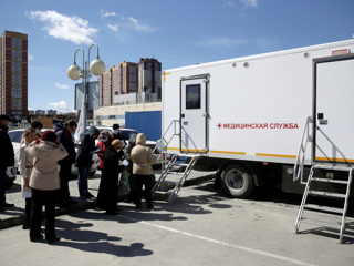 Вакцинация против коронавируса в России приобретает новый размах