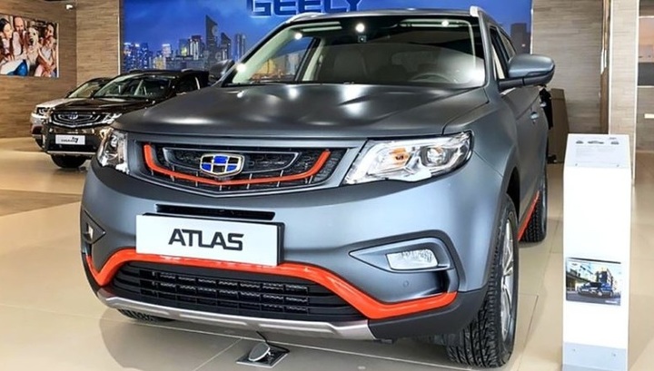 Обнаружен самый дорогой Geely Atlas в России